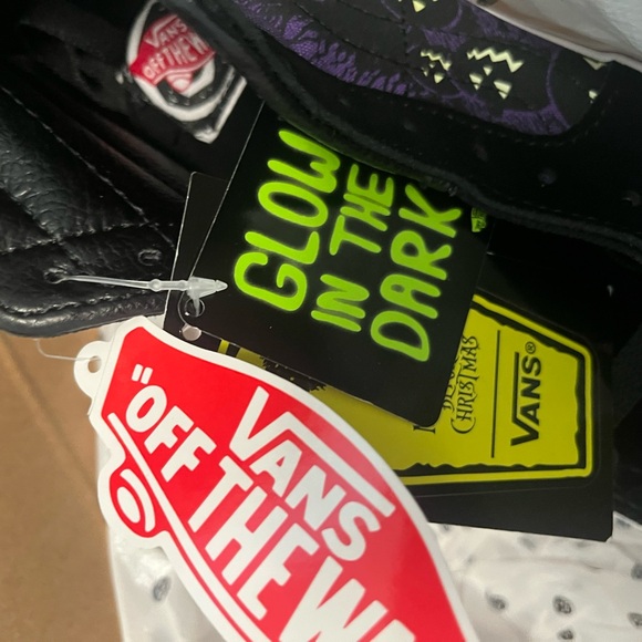Limited Edition Nightmare Before Christmas Vans - Picture 6 of 14